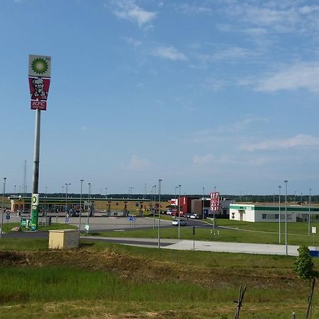 Motel Stare Brynki przy stacji BP Trójka Chlebowo (Gryfino) Exterior foto